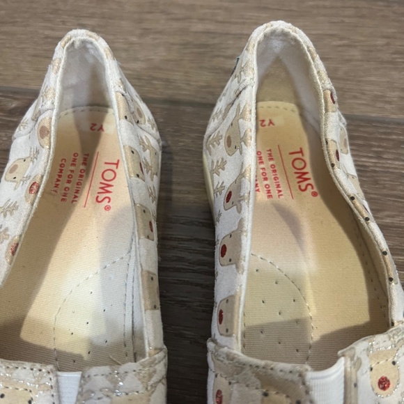 TOMS Youth Girls Rudolph Glitter Slip On Shoes Christmas Casual Shoe Sz 2 - Picture 3 of 7
